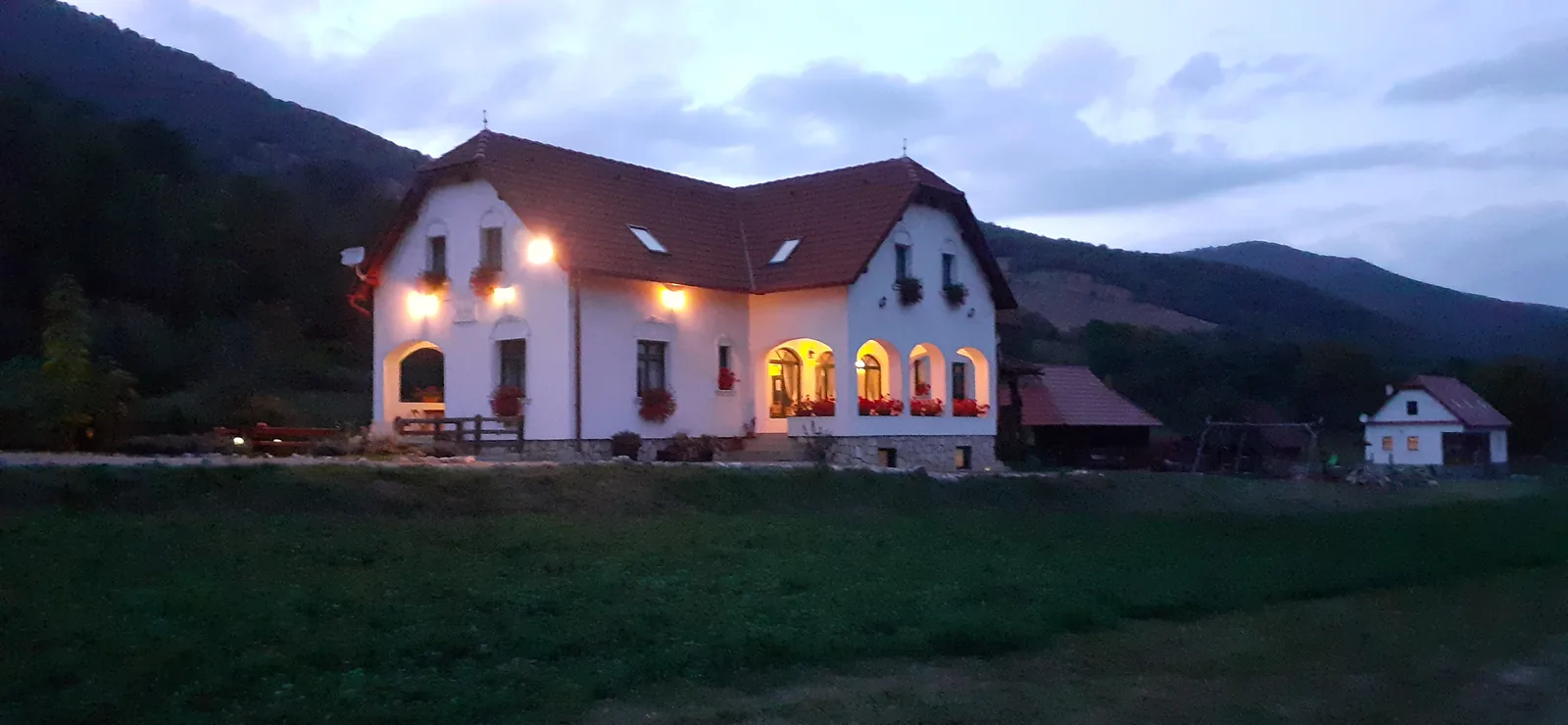 Casa Kiraly Vendeghaz — foto 5