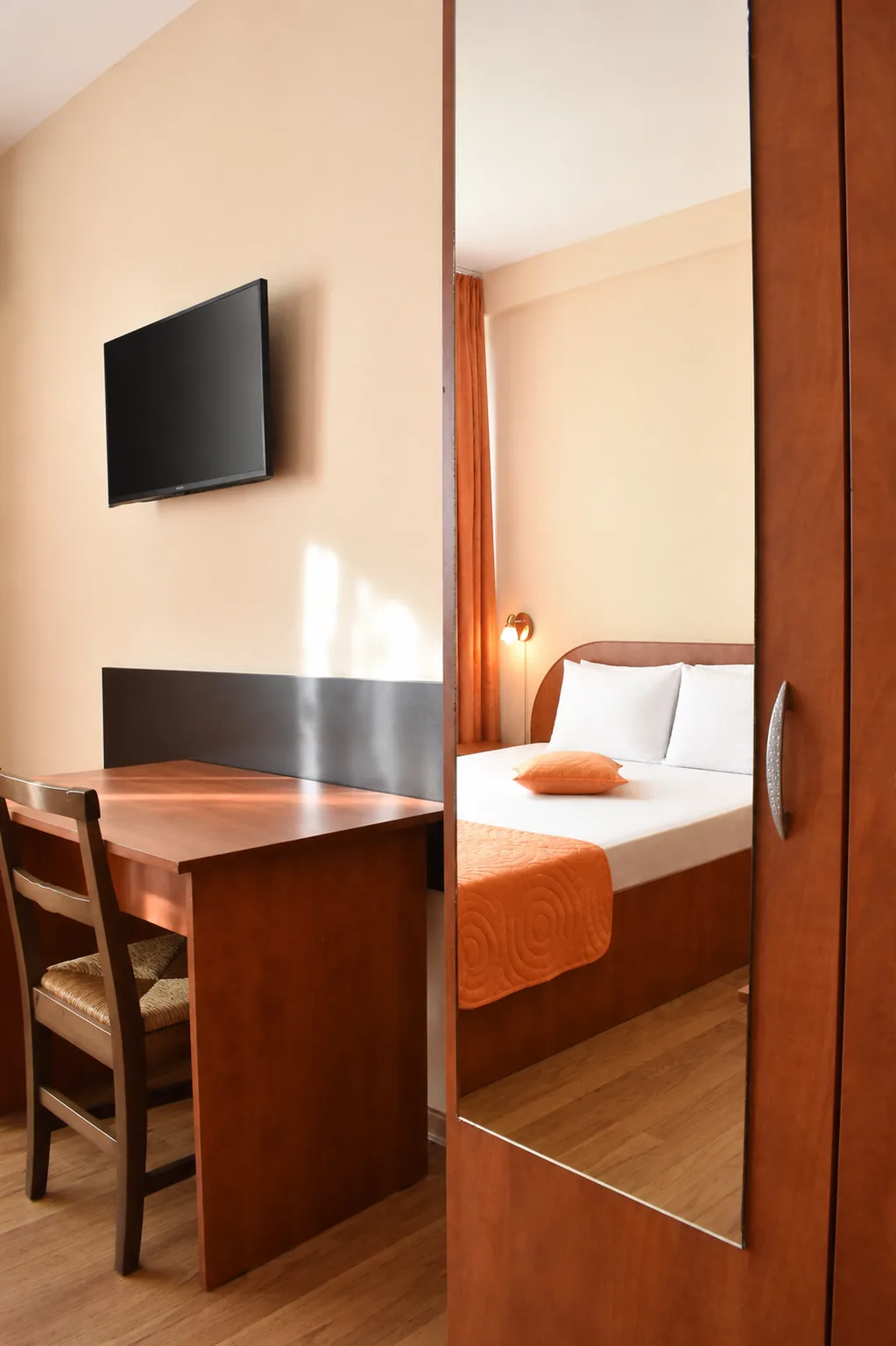 Motel DanaCris, Bragadiru — foto 24