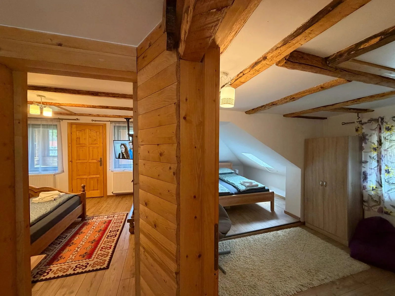 Vila Eruga, Poiana Marului, jud. Caras Severin,  nr. 145 — foto 29