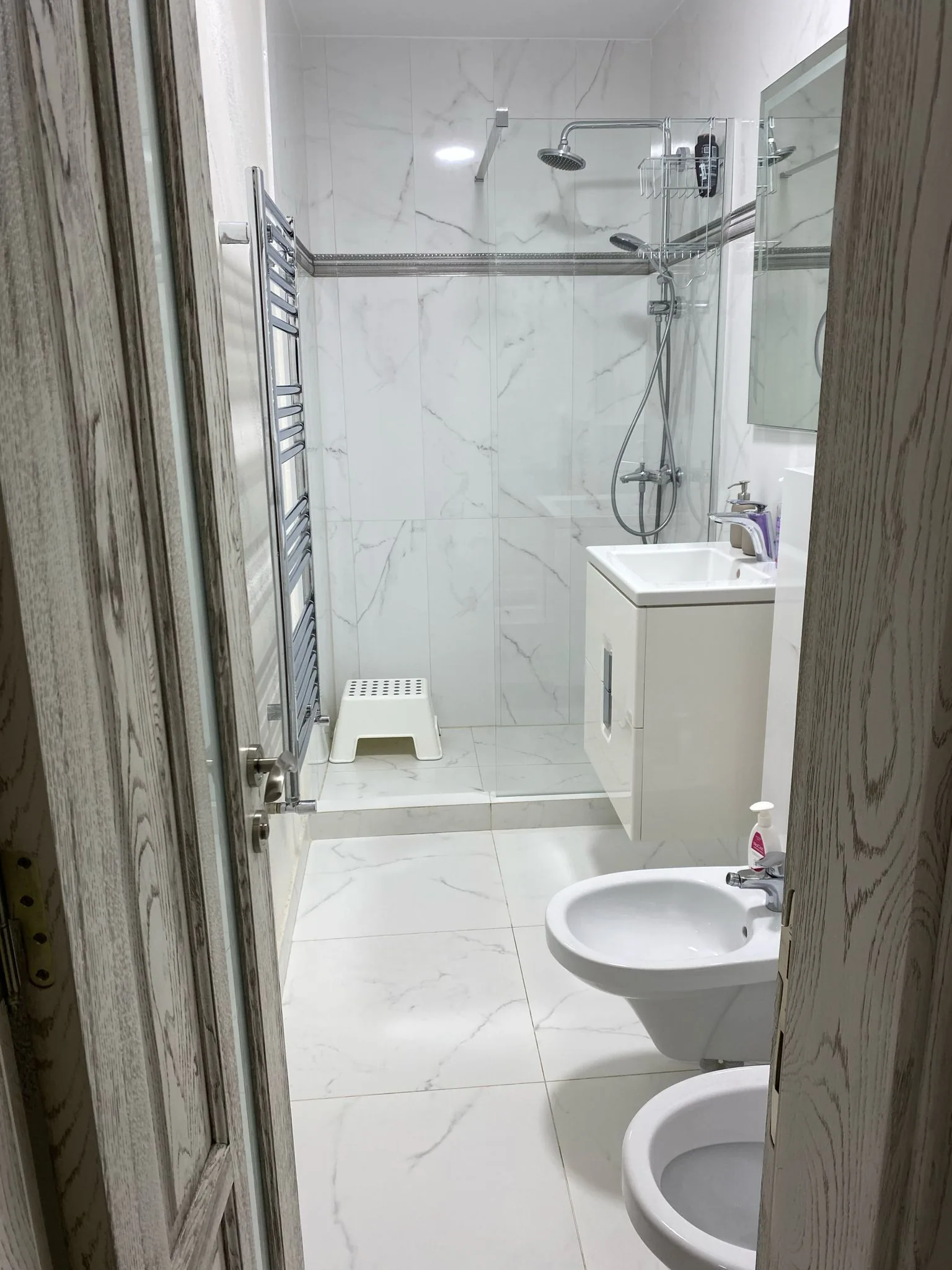 Privilege — foto 27