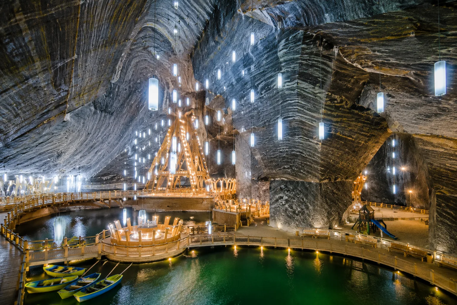 Salinele turistice ale României — ce poți vizita în 2026 și ce nu
