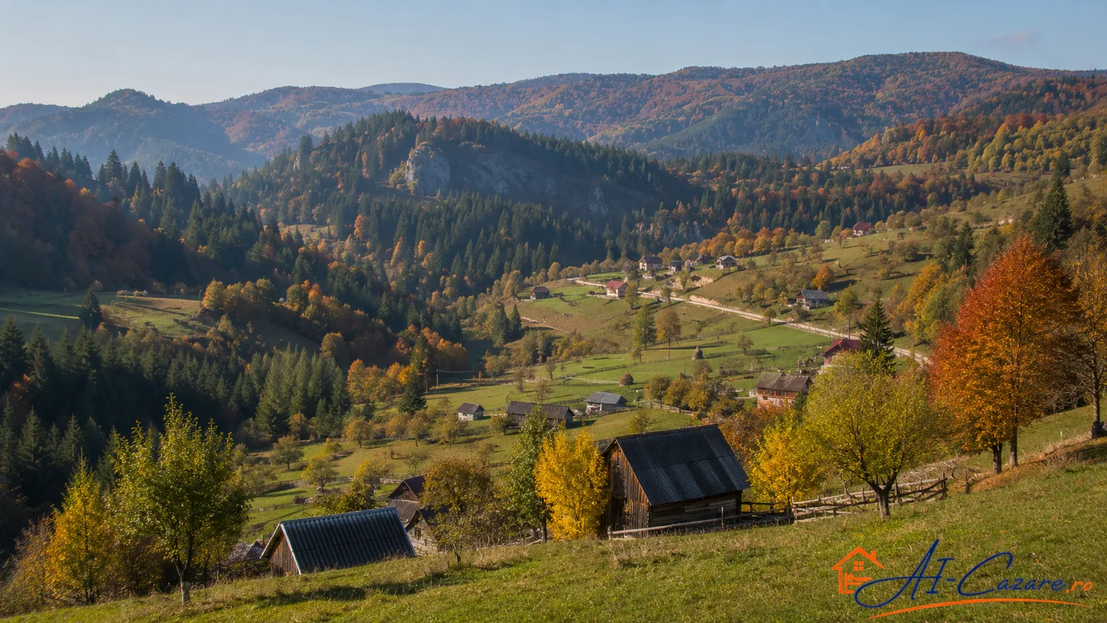 Vacanță în Apuseni toamna: peșteri, sate și peisaje spectaculoase