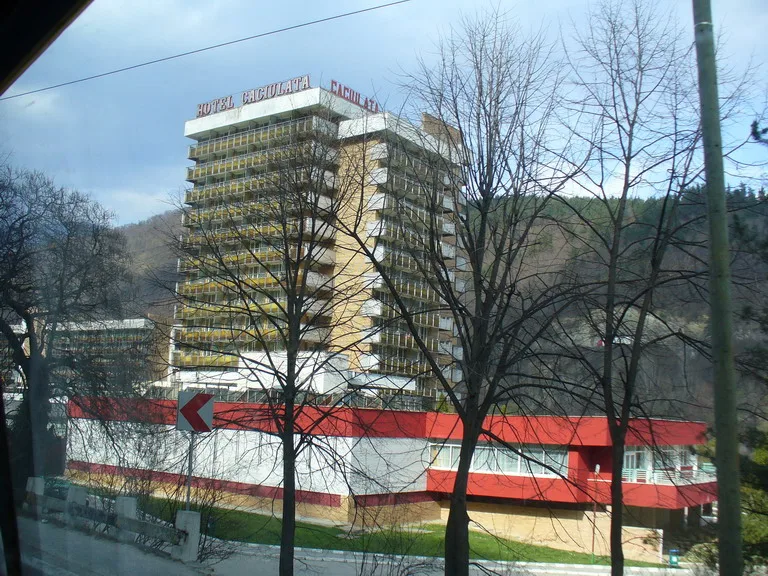 Stațiunea Călimănești-Căciulata foto 2