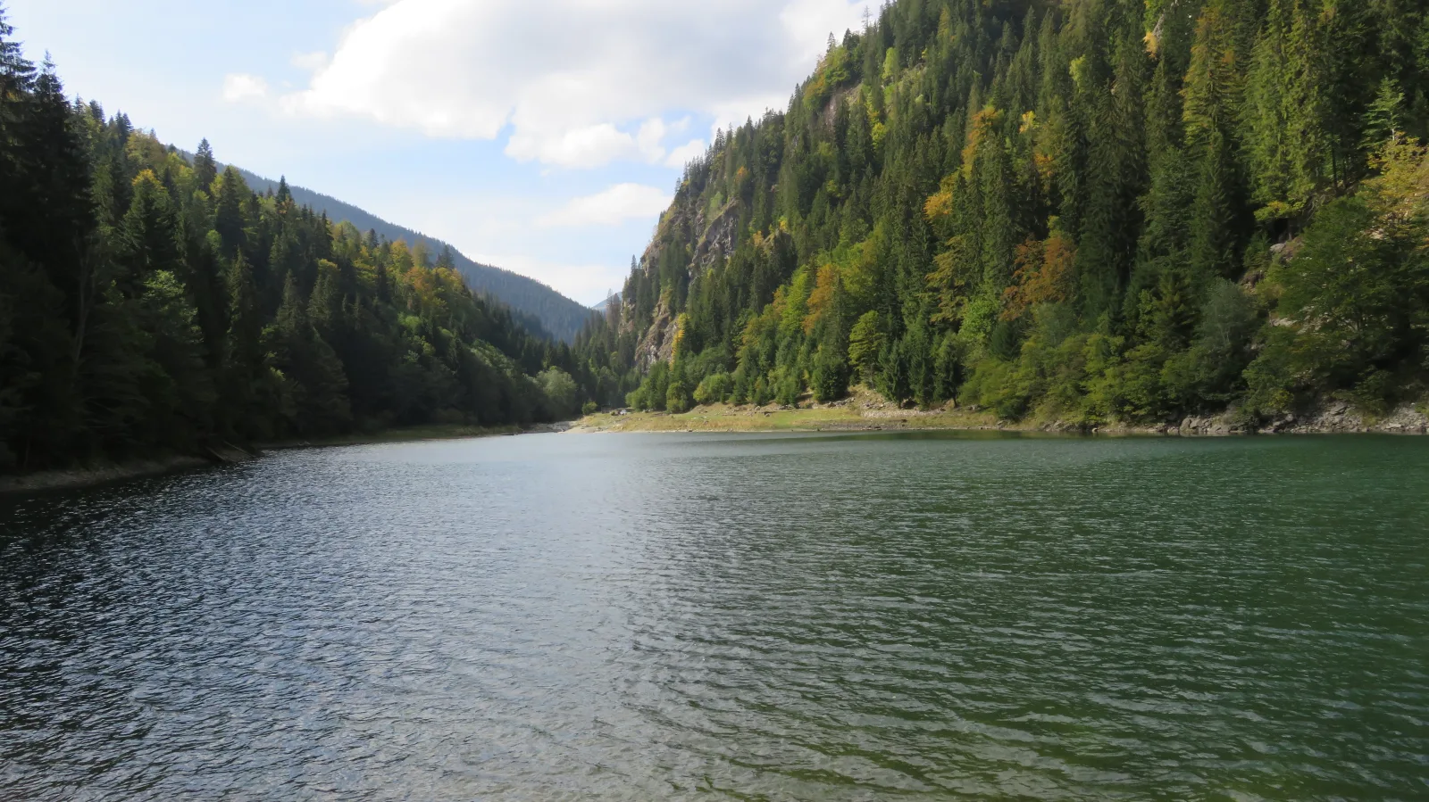 Lacul Galbenu foto 3