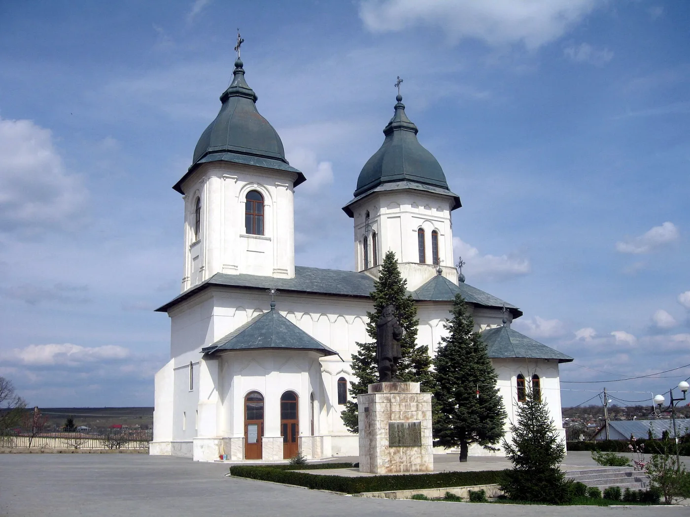 Huși - Episcopia Hușilor