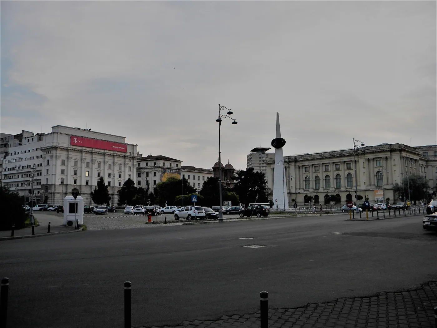 București - Piața Revoluției