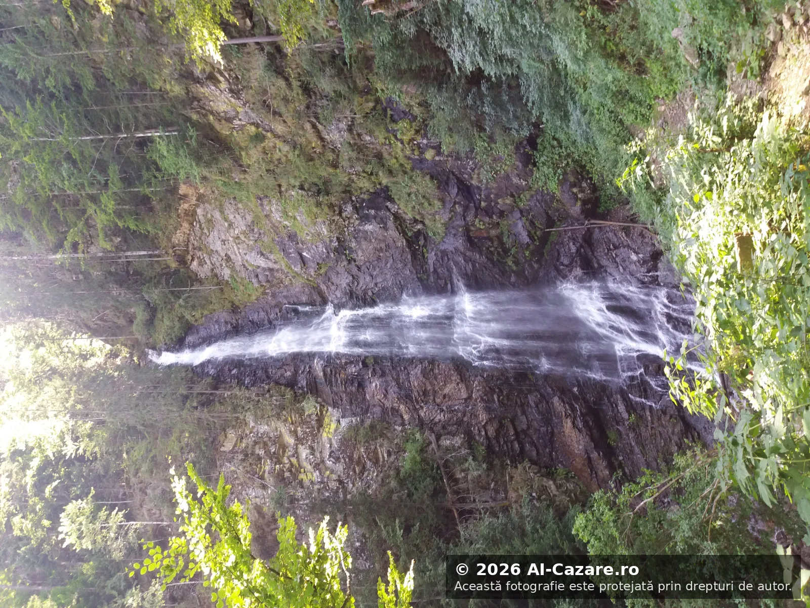 Cascada Scoruș Malaia foto 3