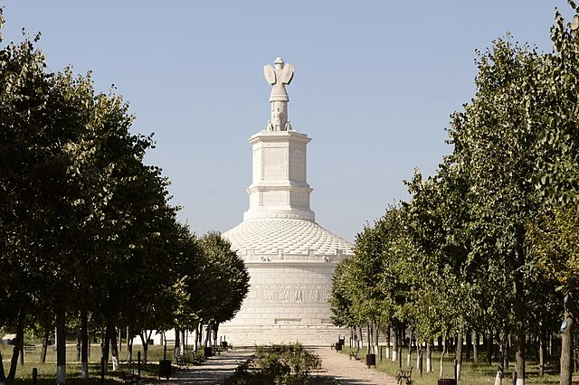 Adamclisi - Monumentul Tropaeum Traiani