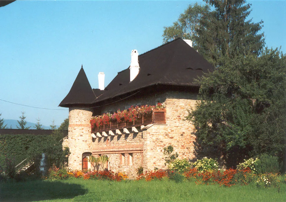 Mânăstirea Moldovița foto 1