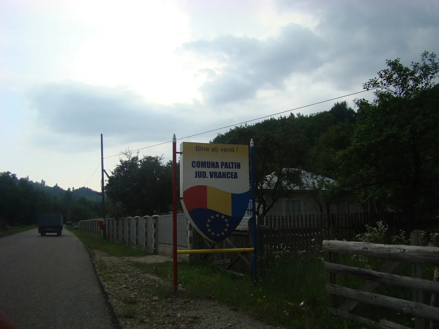 Paltin - Sat în Munții Vrancei