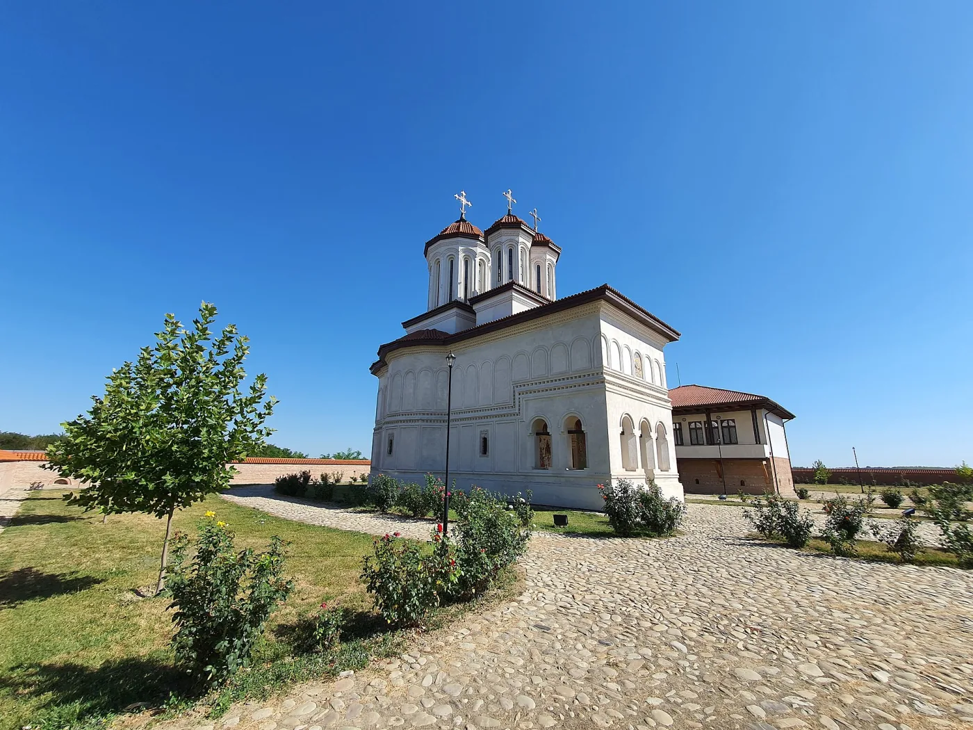 Brăila - Biserica Sf. Arhangheli Greci