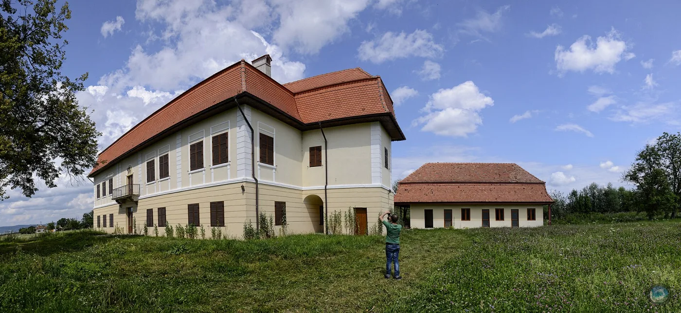 Cunești - Conacul Brâncoveanu