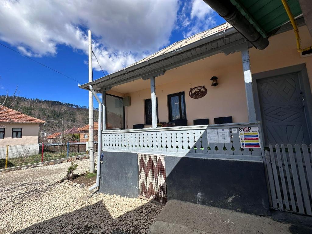 Casa Bunicilor din Leresti — foto 40