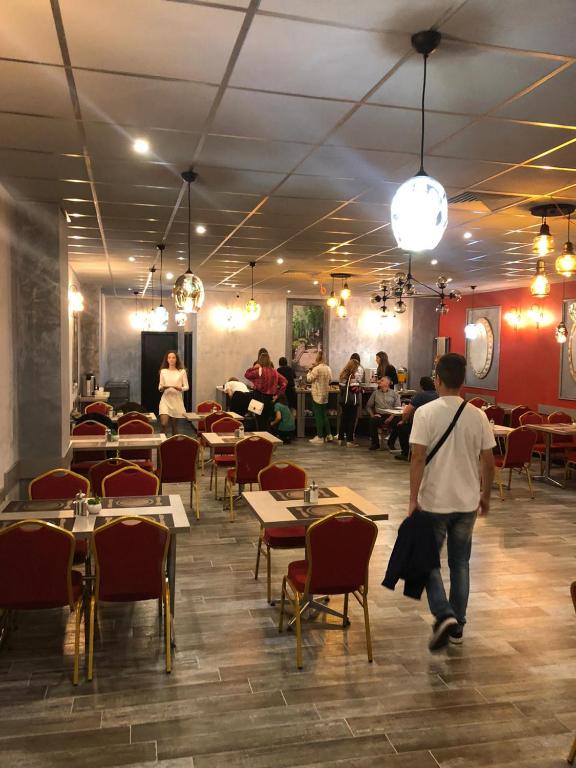 Hotel Corner Center Rental, Buzau — foto 33