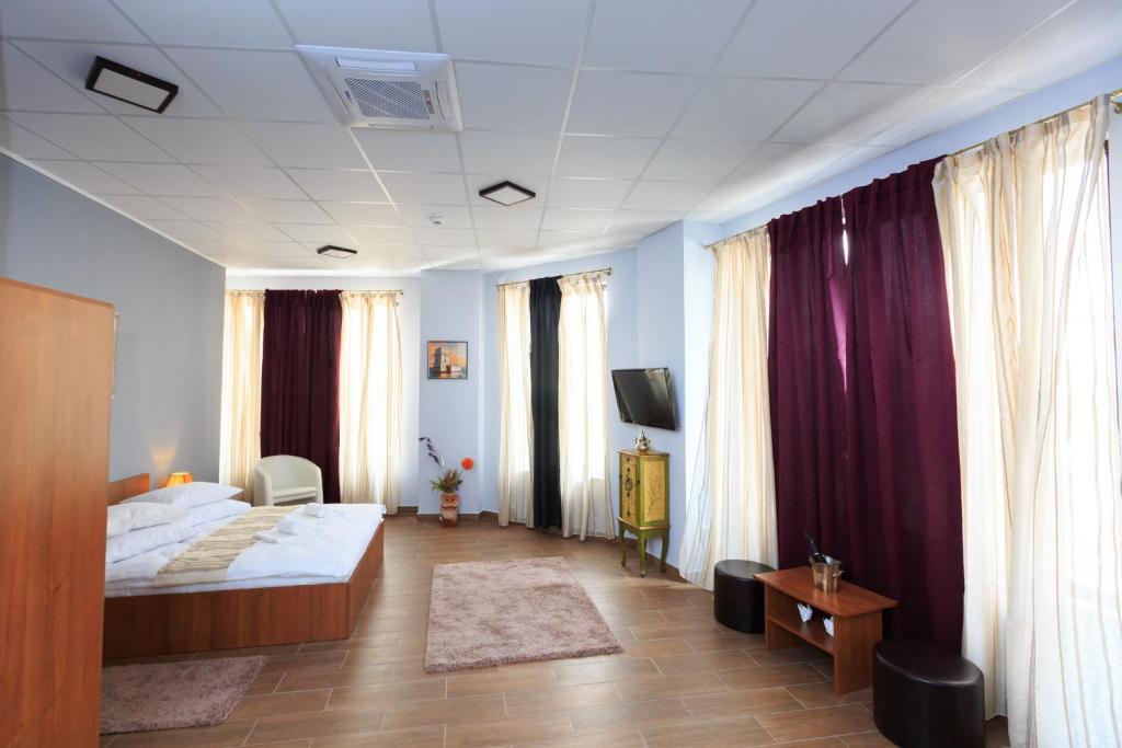 Hotel Corner Center Rental, Buzau — foto 10