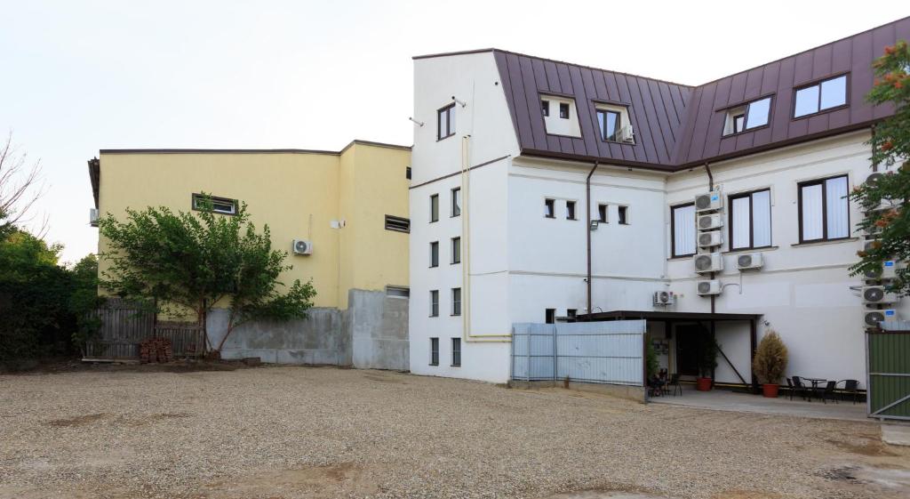 Hotel Corner Center Rental, Buzau — foto 9