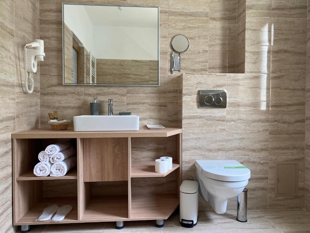 Bellestay, Brasov — foto 26