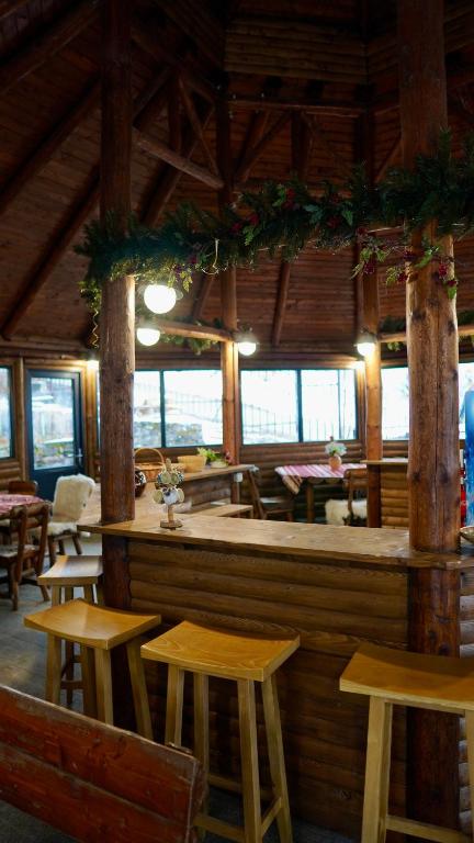 Hotel Carpat Inn, Azuga, Prahova — foto 34