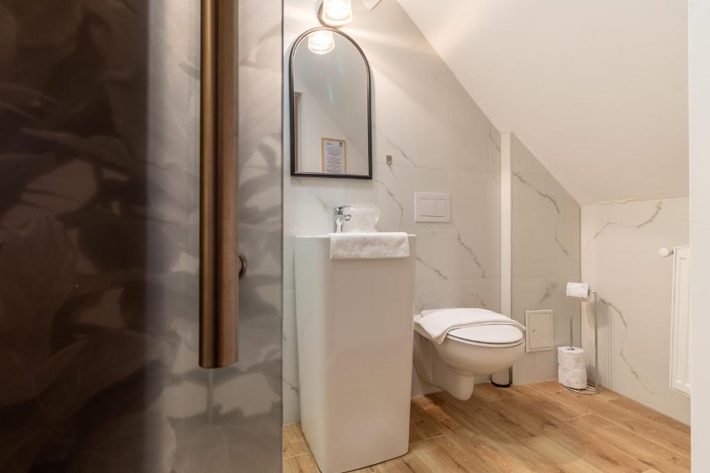 Loft by Lumiere Sibiu — foto 38
