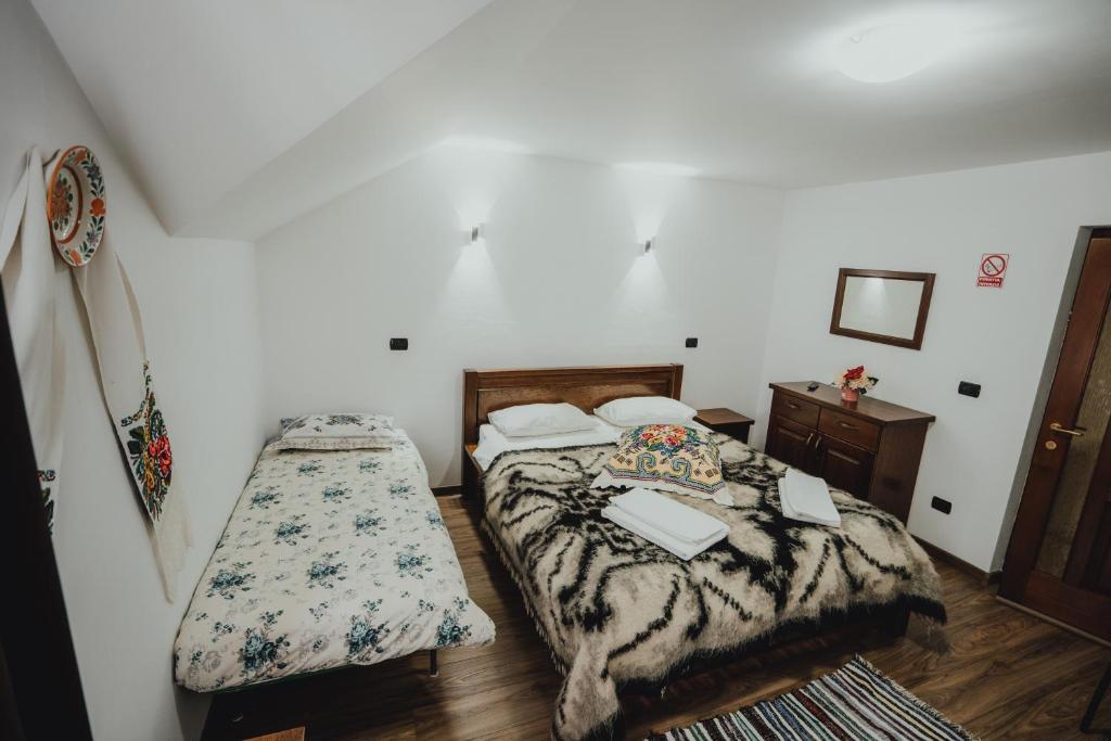 Popasul Calatorului Moisei, Maramures — pensiune în Moisei