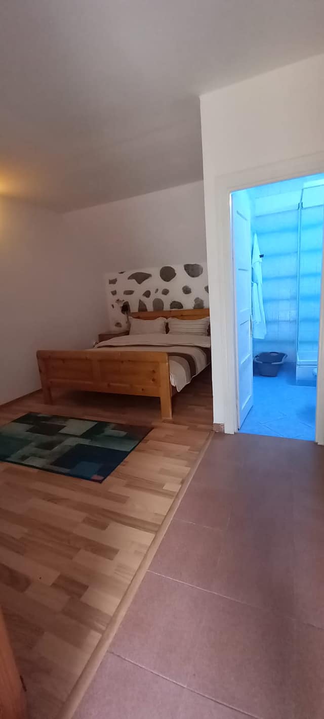 La Matei, Baile Herculane — foto 21