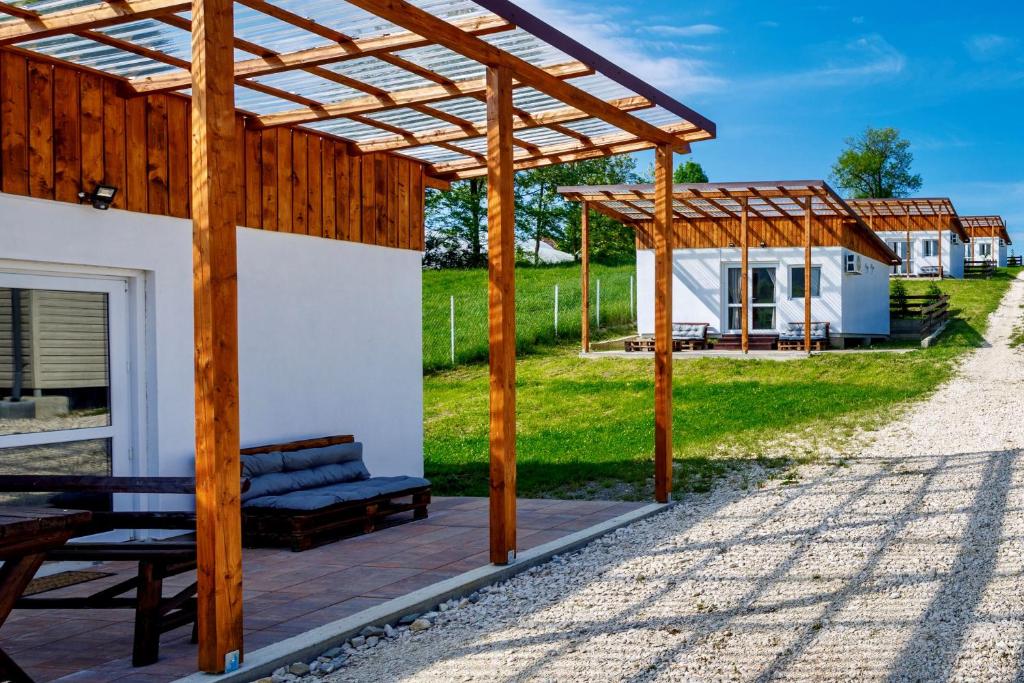 Garden Village Retreat, Bughea de Sus — foto 28