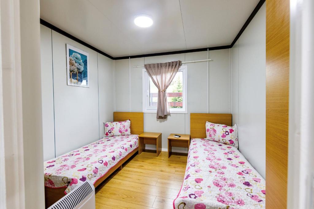 Garden Village Retreat, Bughea de Sus — foto 40