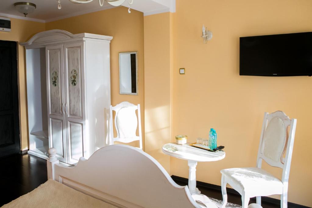 Luisenthal Conac, Fundu Moldovei, Suceava — foto 23