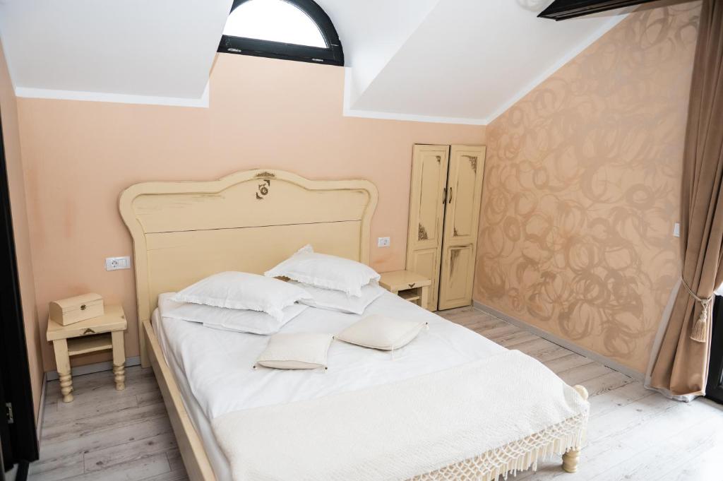 Luisenthal Conac, Fundu Moldovei, Suceava — foto 56