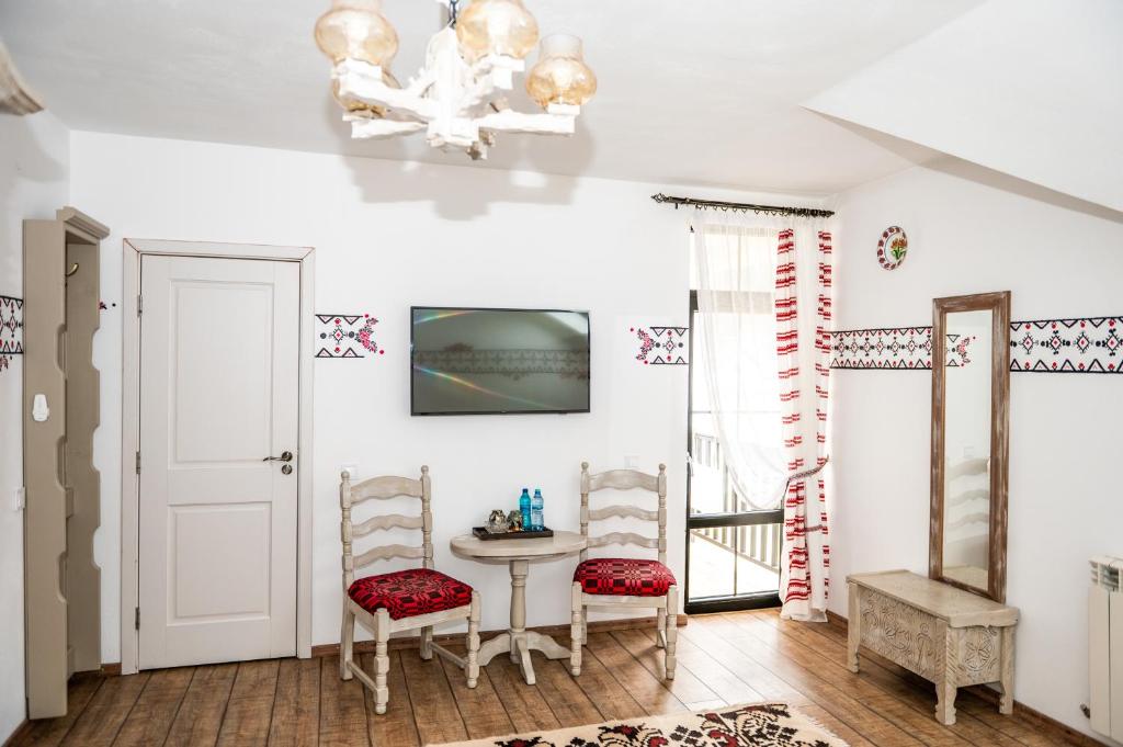 Luisenthal Conac, Fundu Moldovei, Suceava — foto 61