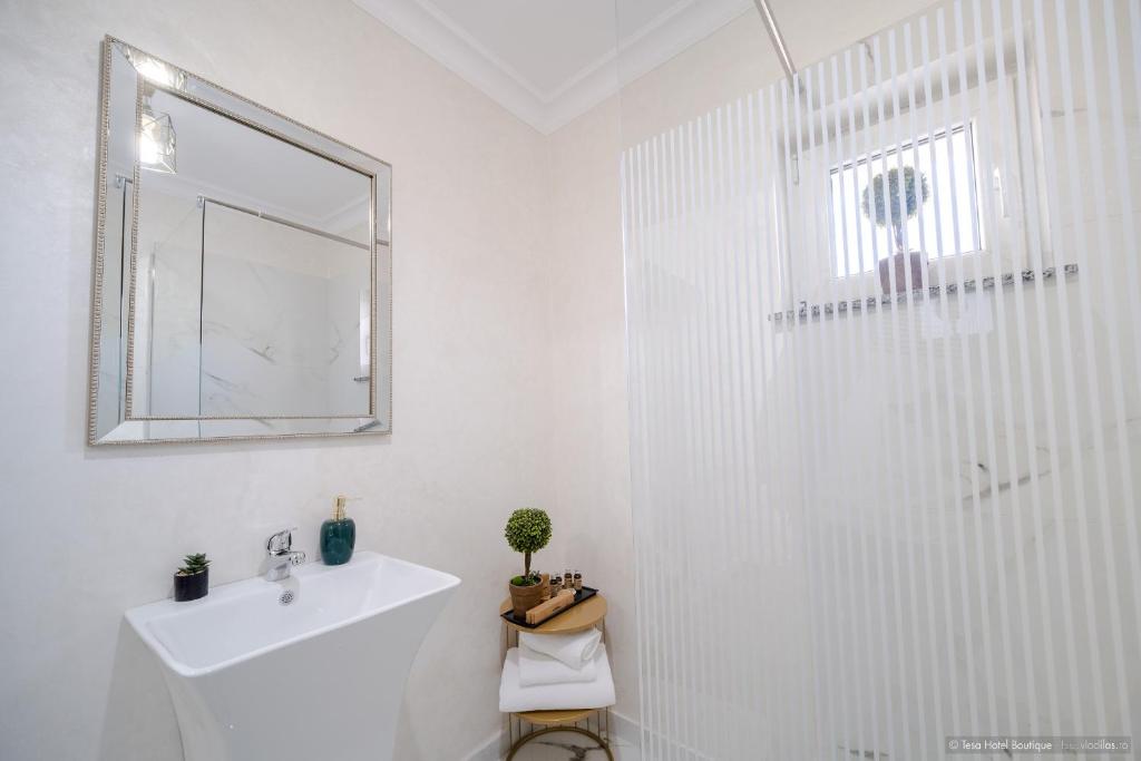 Tesa Boutique Hotel — foto 4