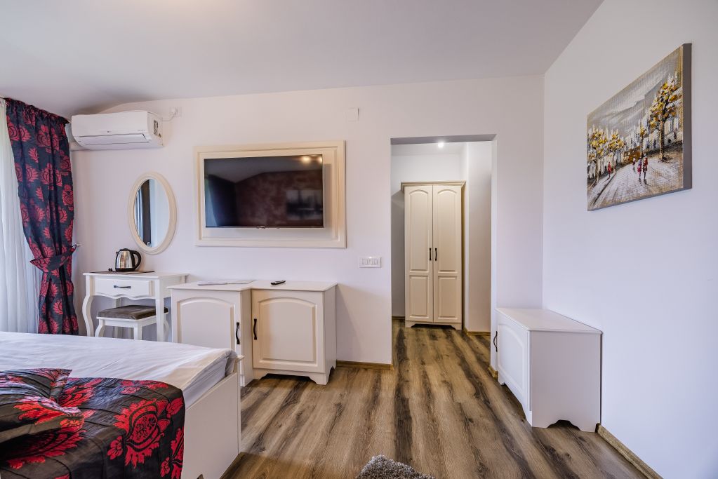 Casa Moldoveana, Piatra Neamt — foto 33