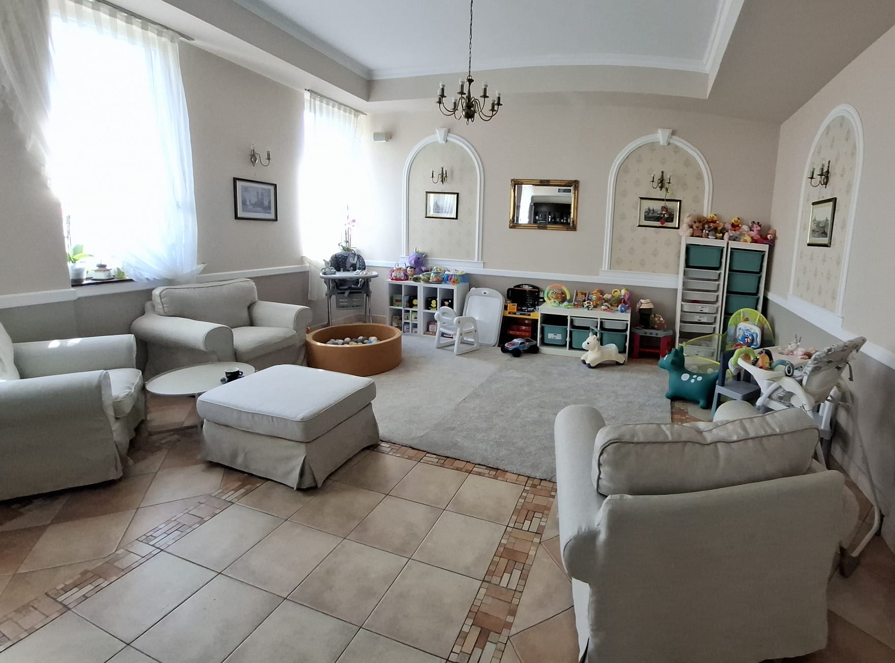 Hotel Allegria, Baile 1 Mai — foto 46