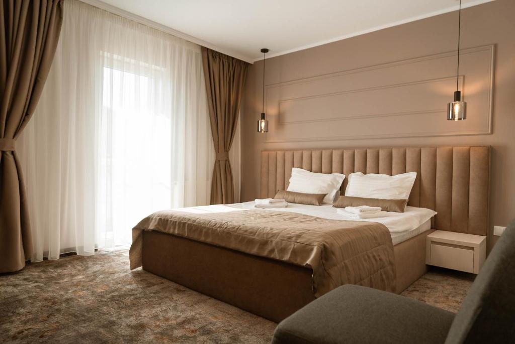 Hotel Allegria, Baile 1 Mai — foto 20