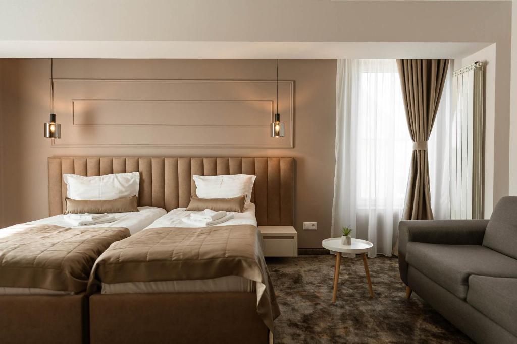 Hotel Allegria, Baile 1 Mai — foto 21
