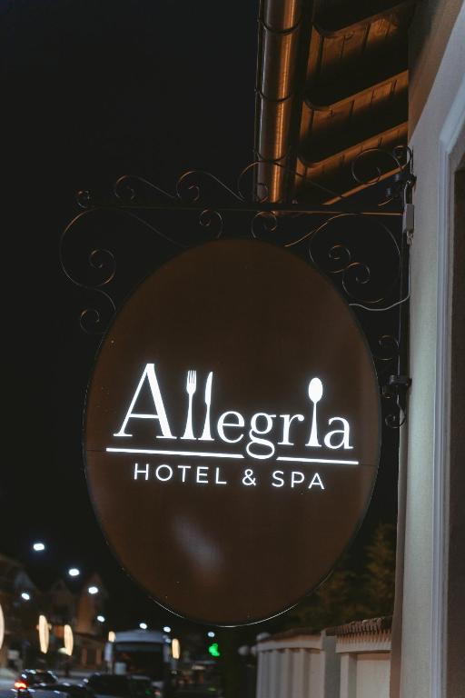 Hotel Allegria, Baile 1 Mai — foto 41