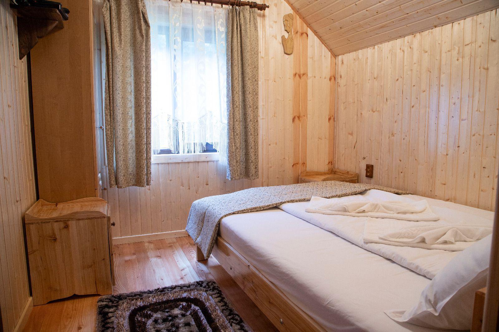 Camping & Cabana Sargetia, Costesti — foto 2
