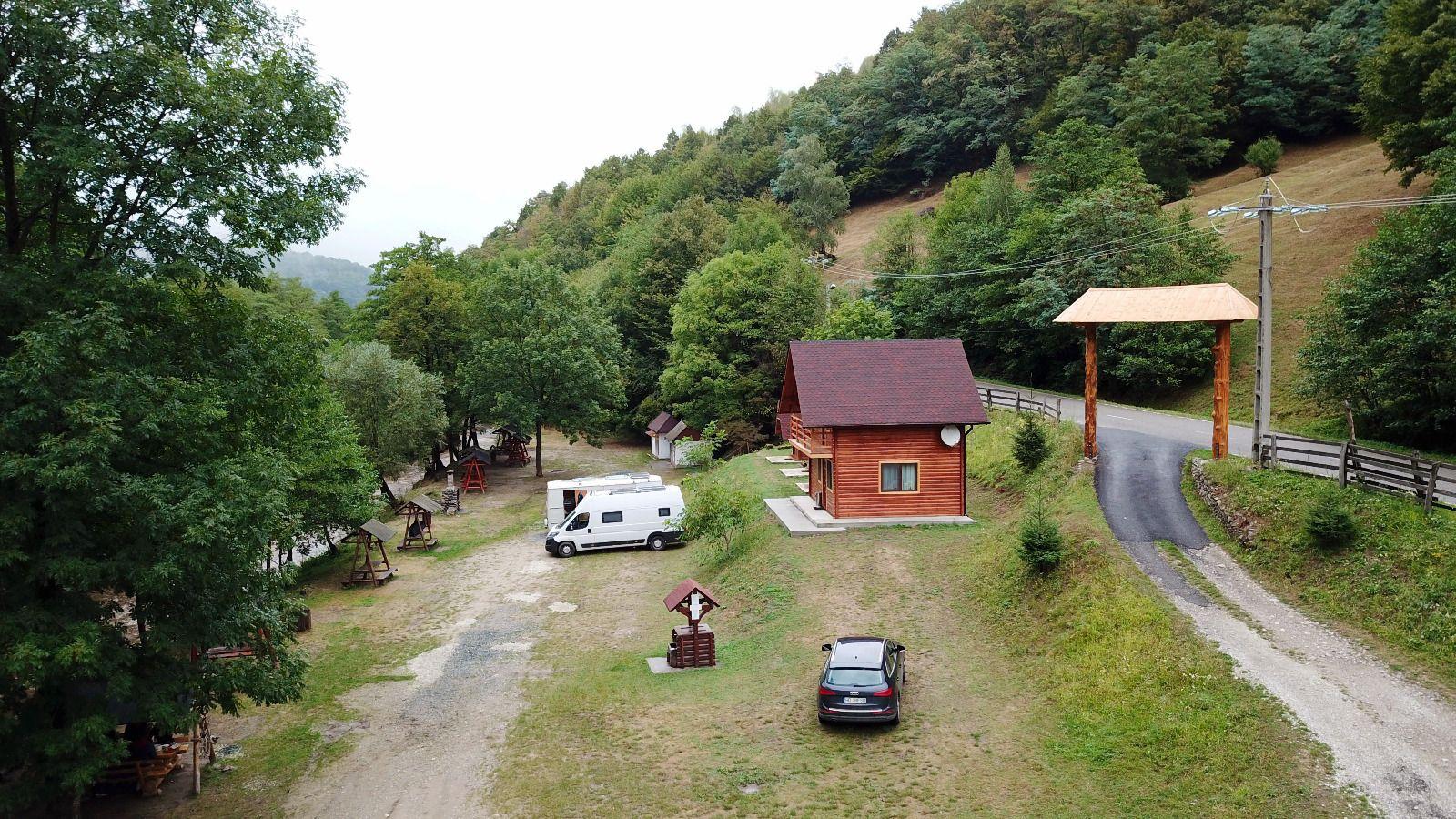 Camping & Cabana Sargetia, Costesti — foto 27