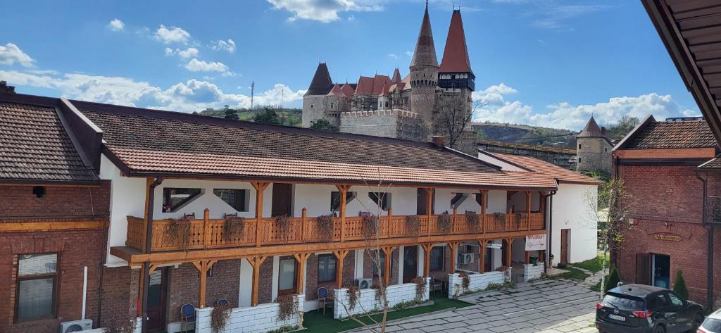 Hanul Huniazilor HD, Hunedoara — foto 4