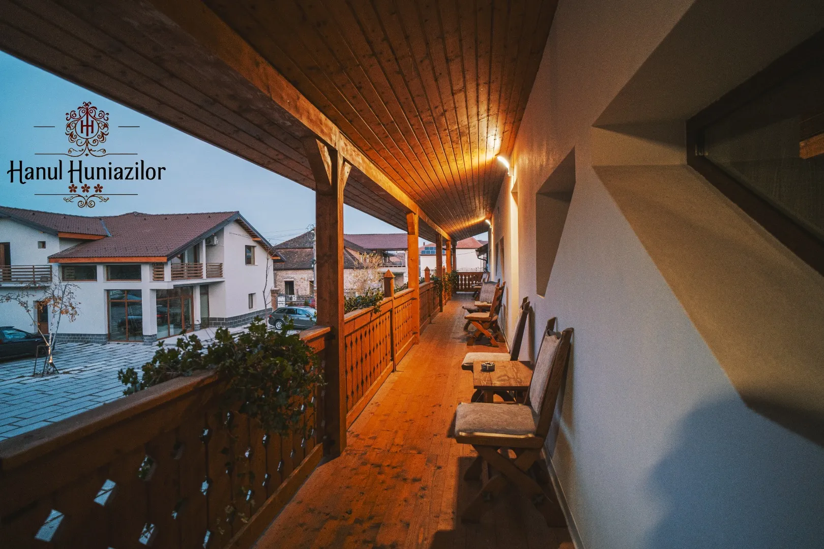 Hanul Huniazilor HD, Hunedoara — foto 92