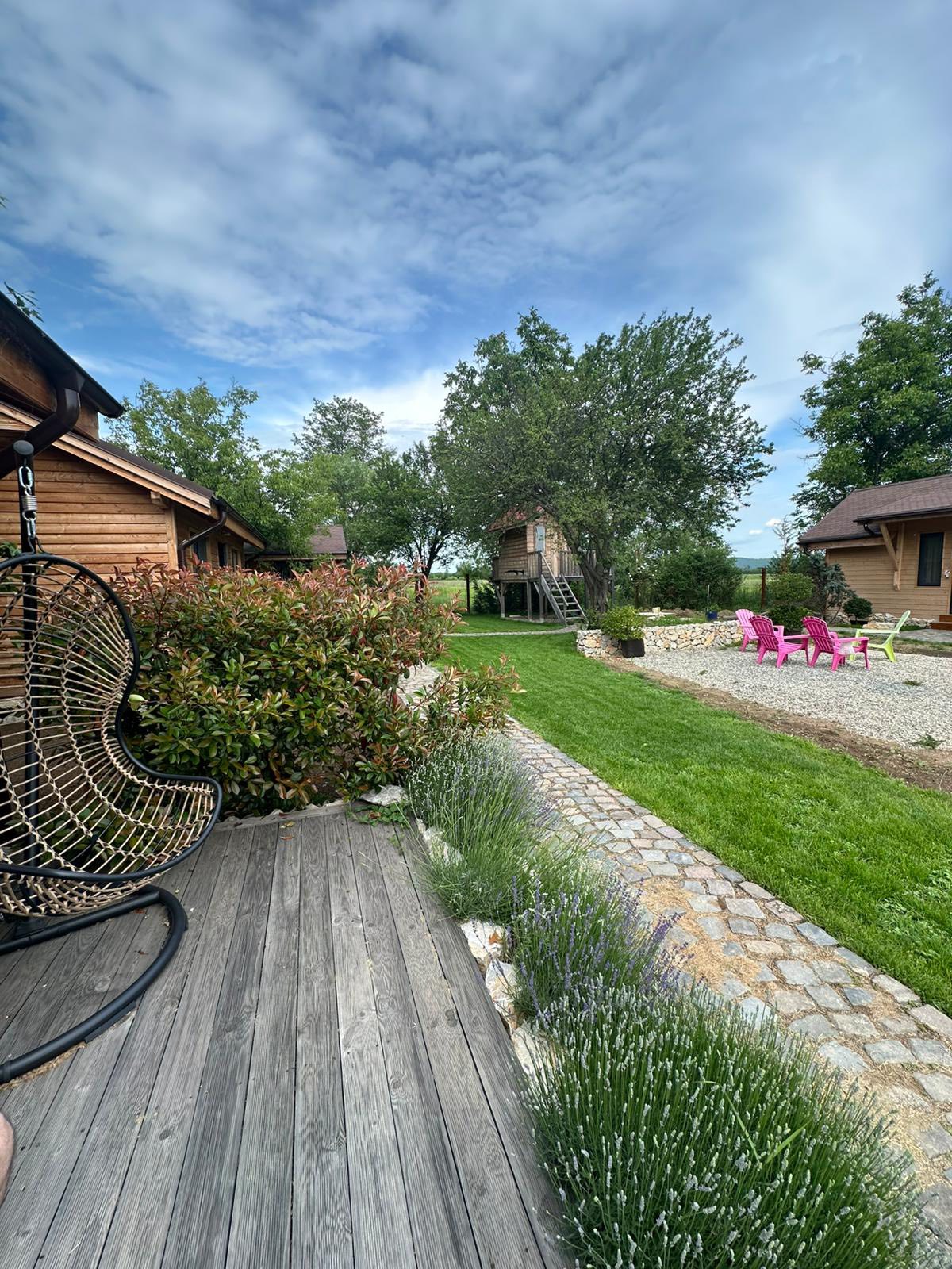 Casute Camping Casa Gorjeana, Pestisani, Gorj — foto 23