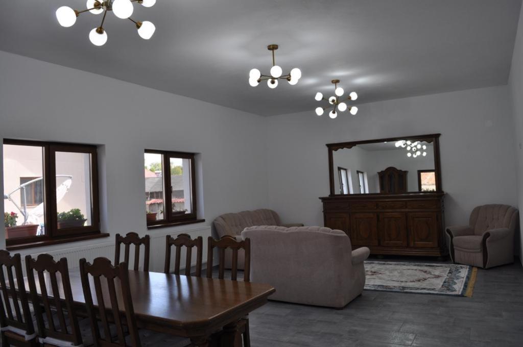 Pensiunea Casa Mucenic, Pestisani, Gorj — foto 20
