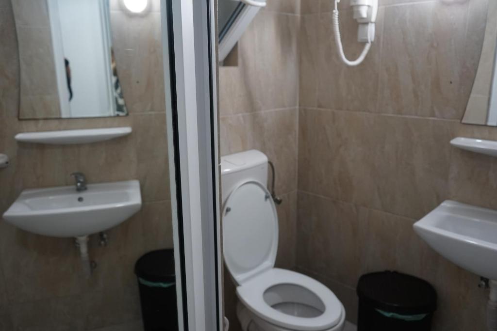Aproape de mare La Castel, Costinesti — foto 17