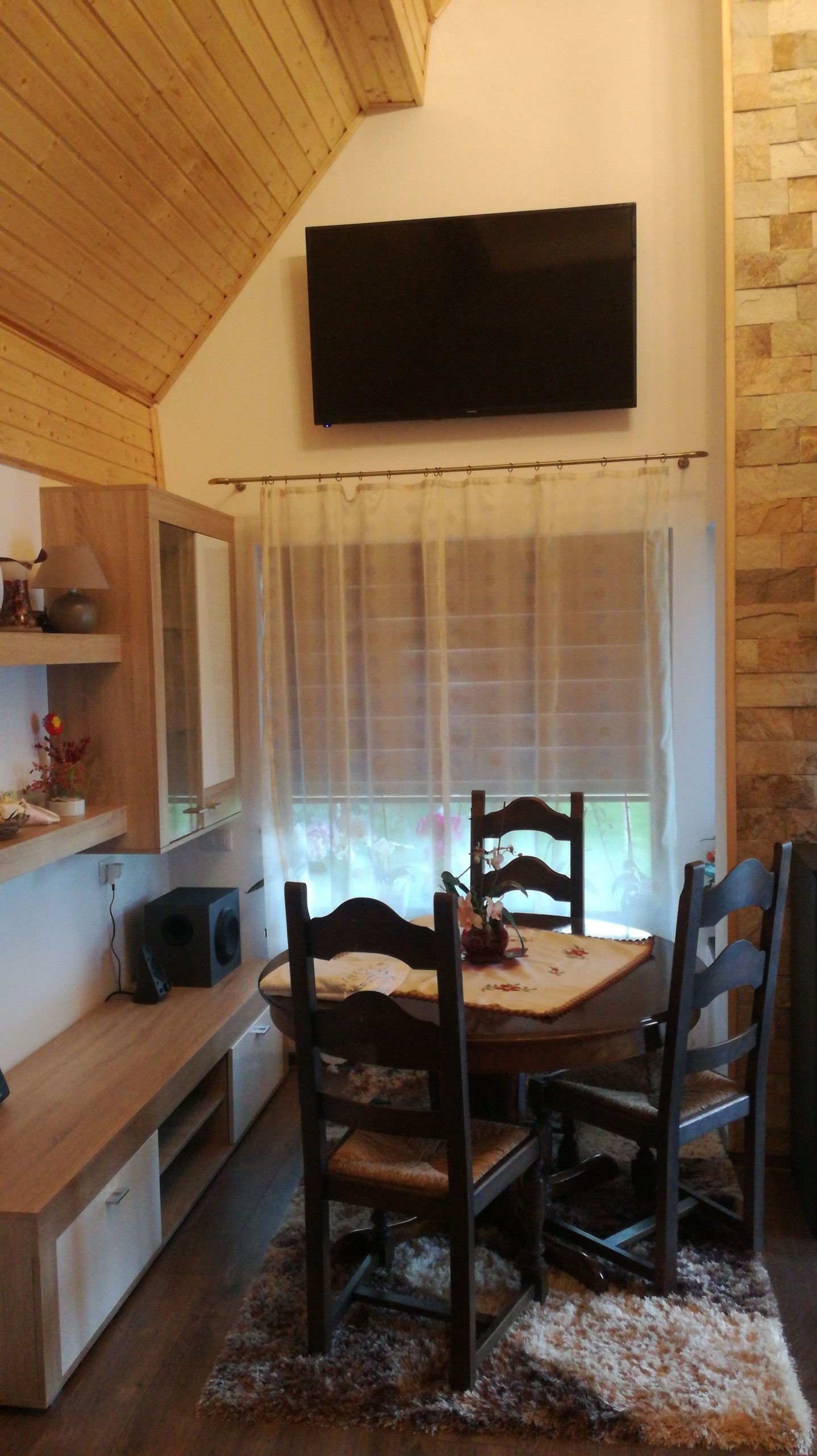 Conacul Caterinei, Polovragi, Gorj — foto 21