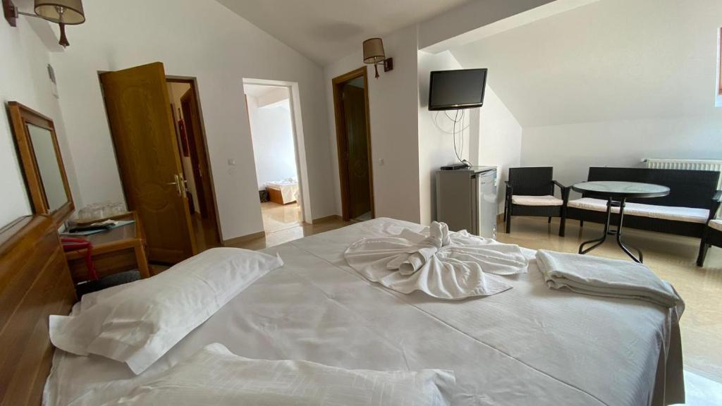 Hotel Sor Inn Holiday, Eforie Nord — foto 16