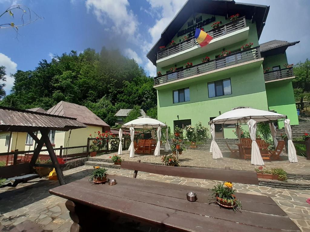 Pensiunea Ana, Cavnic, Maramures — foto 1