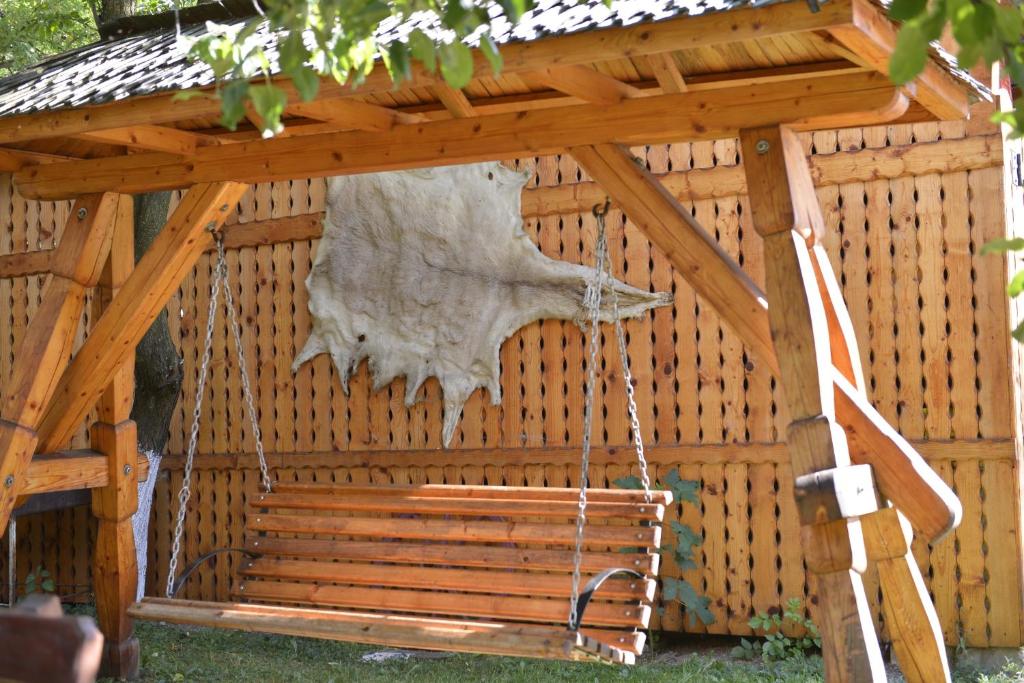 Pensiunea Lacramioara, Săcel, Maramureş — foto 10