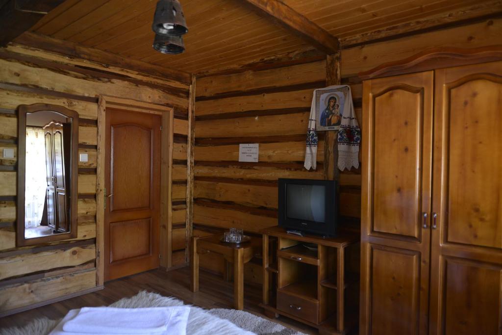 Pensiunea Lacramioara, Săcel, Maramureş — foto 8