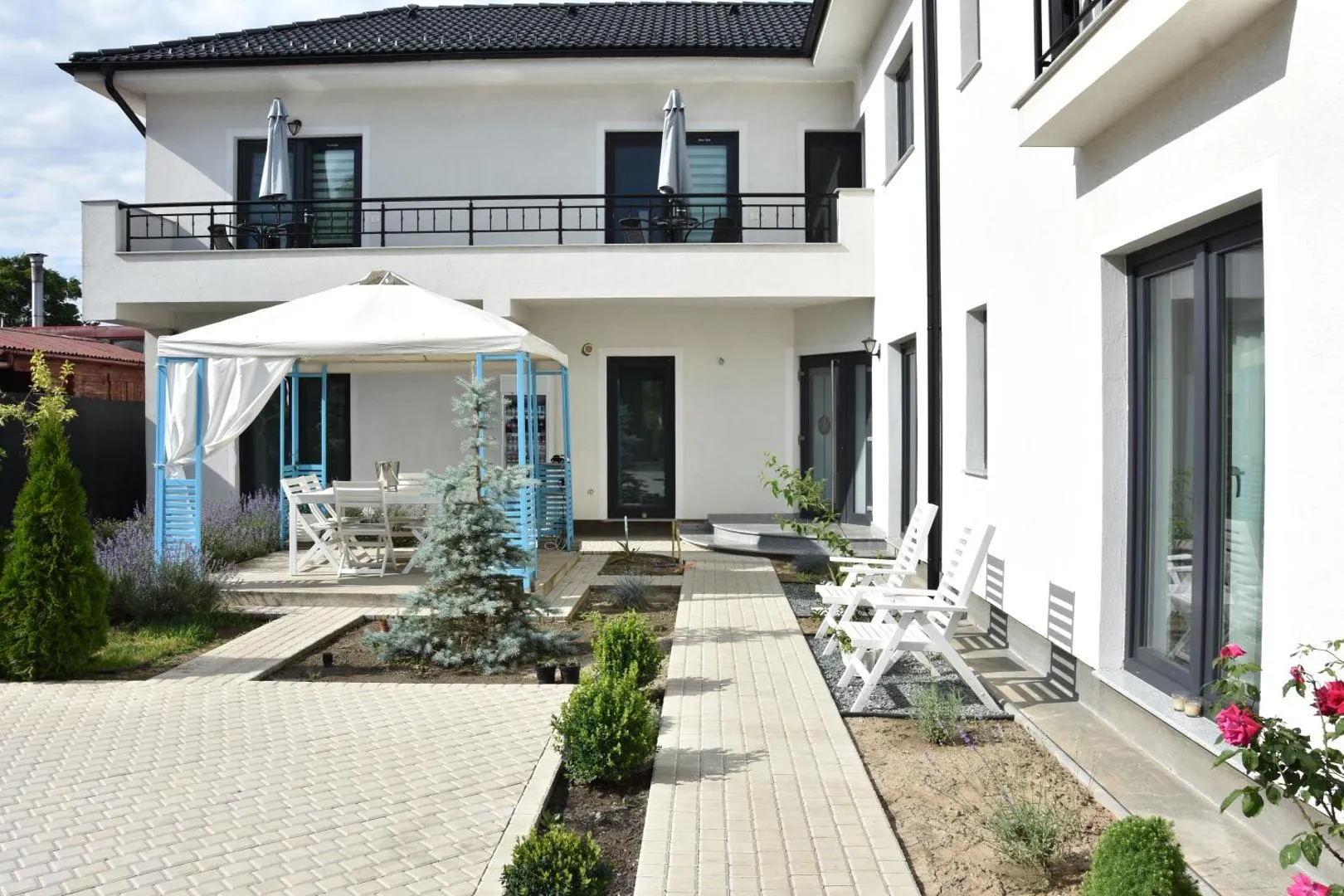MEMangalia — vilă în Mangalia