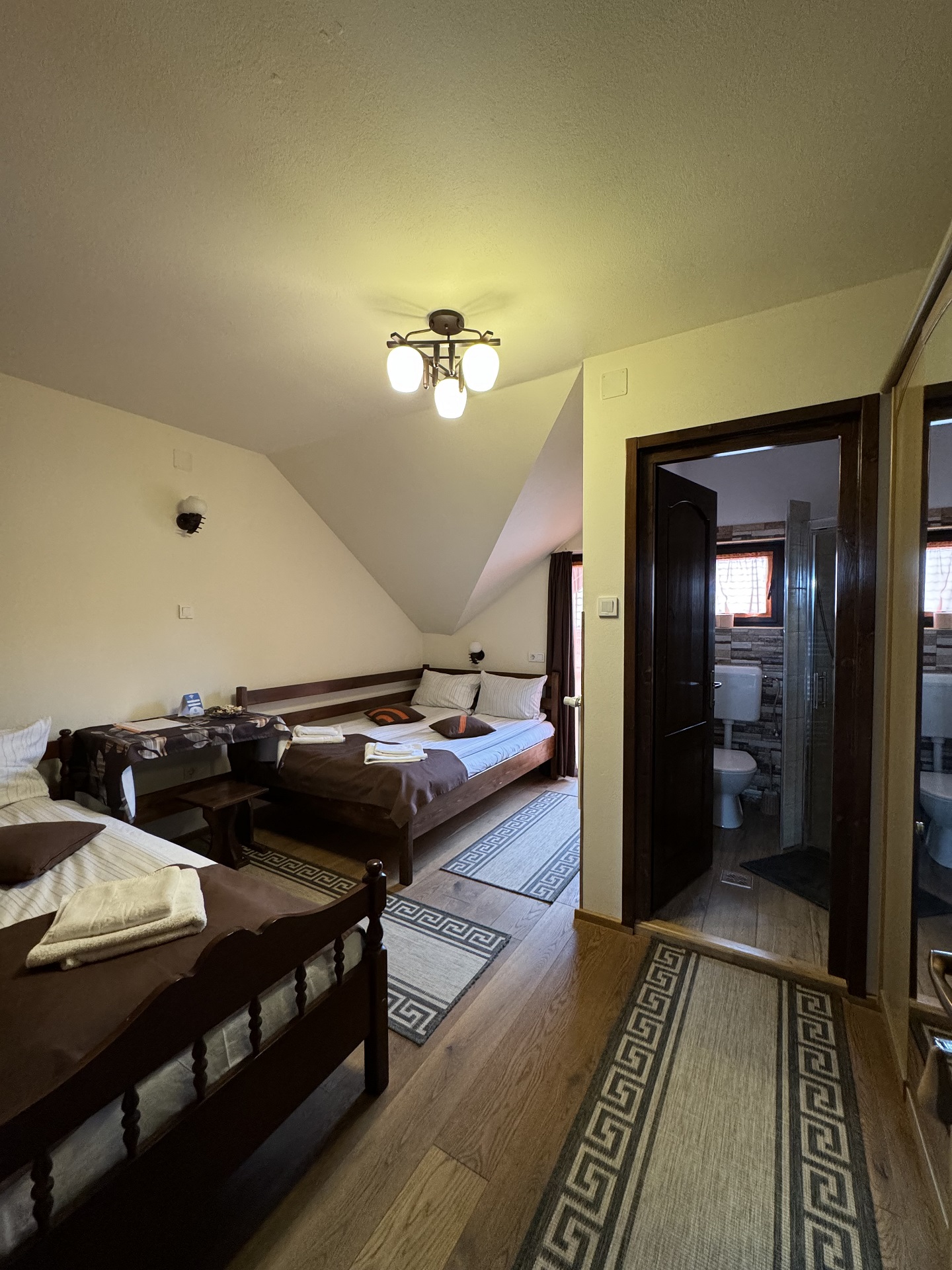 Camere de închiriat Fűzfa Ciaracio — foto 5